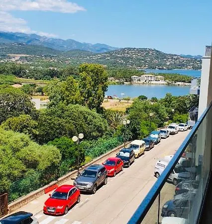 2 Pieces Dans Le Centre Historique De Vecchio *