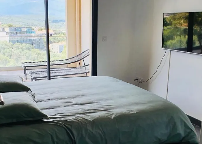 2 Pieces Dans Le Centre Historique De Vecchio Porto-Vecchio (Corsica)