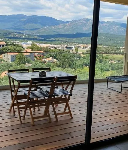 2 Pièces Dans Le Centre Historique De Vecchio